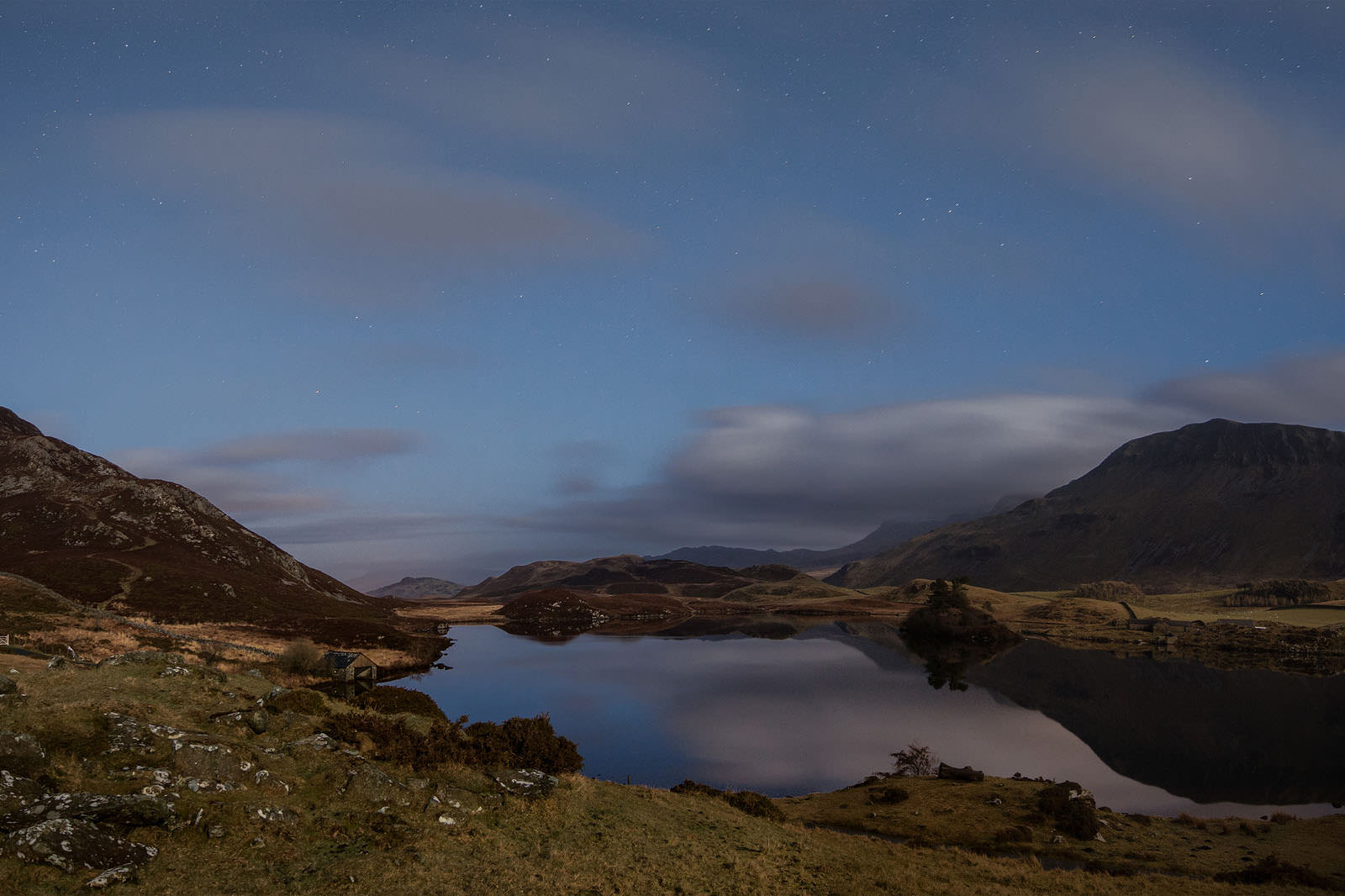 Llyn Creggenen - Sunrise Adventure